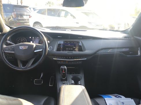 Used 2021 Cadillac XT4 Sport image 14