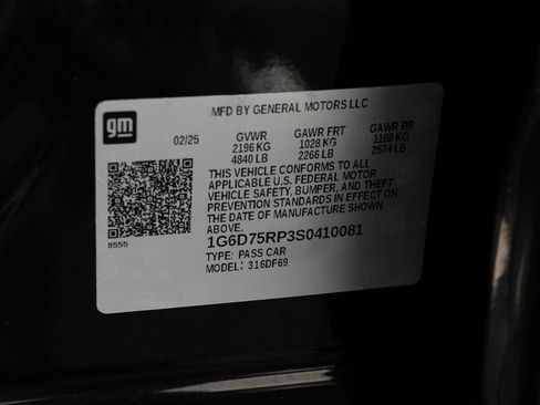 Used 2025 Cadillac CT4 V Blackwing w/ Driver Assist Package image 29