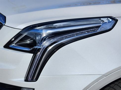 Certified 2023 Cadillac XT5 Premium Luxury w/ Technology Package image 7