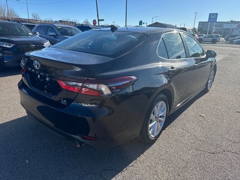 Used 2023 Toyota Camry LE image 8