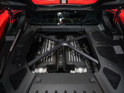 Used 2017 Lamborghini Huracan LP 580-2 image 21