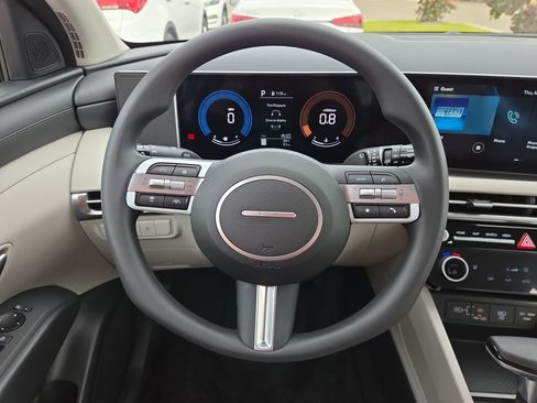New 2026 Hyundai Tucson SEL FWD image 9