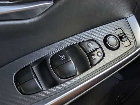 Certified 2025 Nissan Sentra SR w/ SR Premium Package FWD image 25