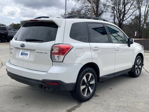 Used 2018 Subaru Forester 2.5i Premium image 5