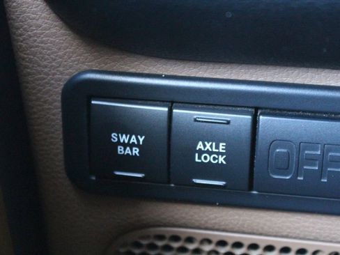 Used 2013 Jeep Wrangler Unlimited Rubicon AWD/4WD image 35