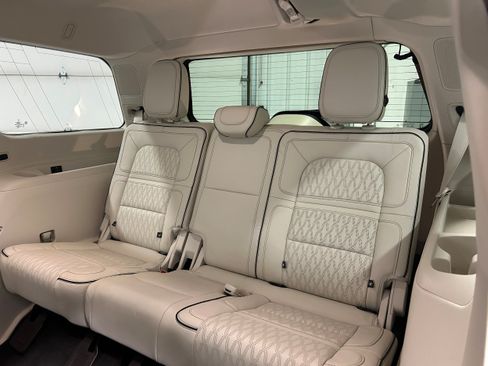 Used 2020 Lincoln Navigator Black Label AWD/4WD image 32