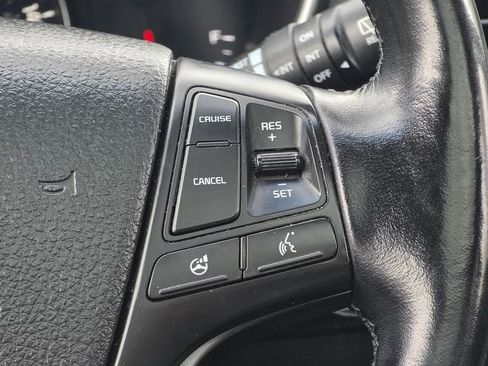 Used 2014 Kia Sorento SX w/ 3rd Row Package image 19