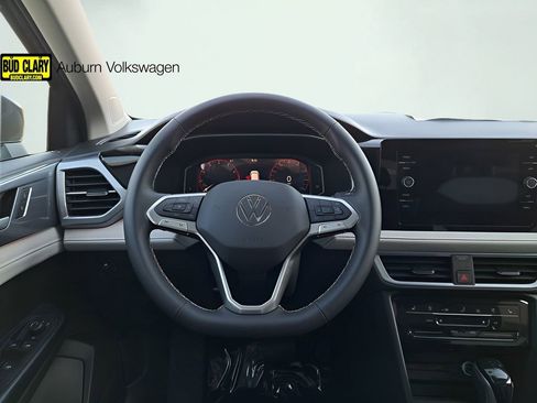 New 2025 Volkswagen Taos SEL AWD/4WD image 23