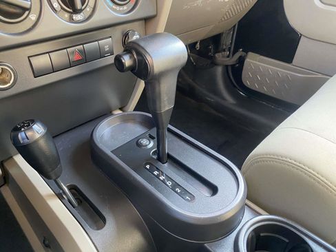 Used 2008 Jeep Wrangler X image 21