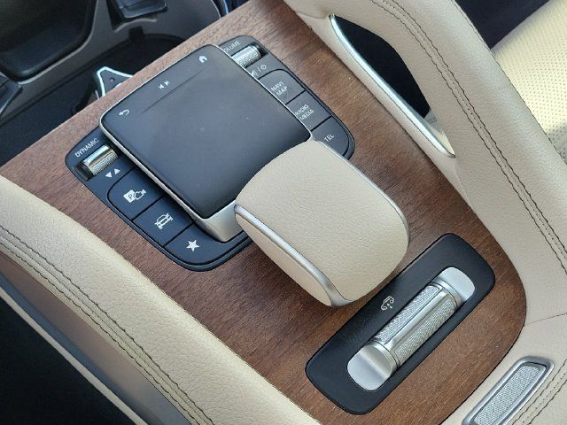 Used 2022 Mercedes-Benz GLS 450 4MATIC image 41