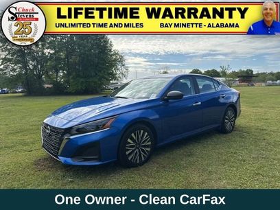 Used 2024 Nissan Altima 2.5 SV