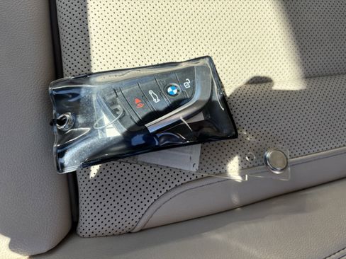 Certified 2023 BMW i4 eDrive40 RWD image 38