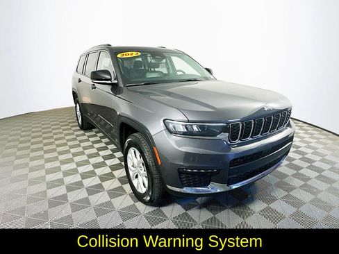 Used 2023 Jeep Grand Cherokee L Limited AWD/4WD image 3