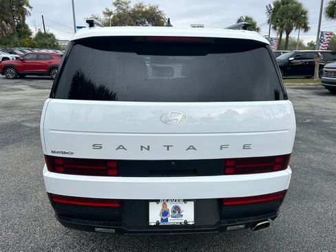 Used 2025 Hyundai Santa Fe SEL FWD image 6