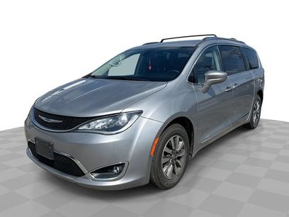 Used 2020 Chrysler Pacifica Touring-L Plus