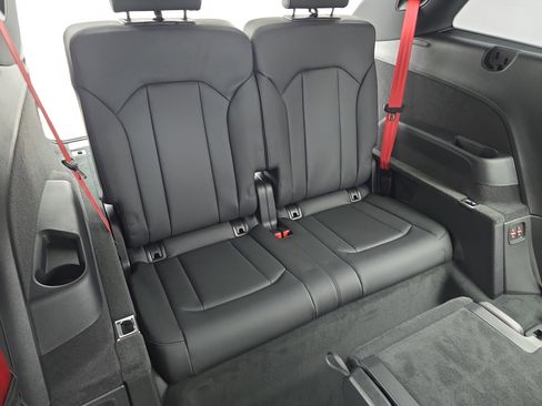 New 2026 Audi Q7 3.0T Prestige image 12