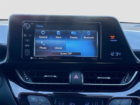 Used 2018 Toyota C-HR XLE image 16