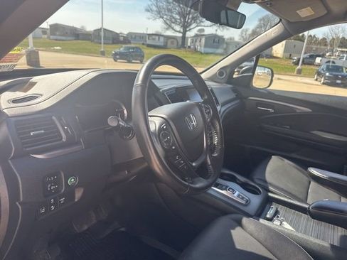 Used 2023 Honda Ridgeline RTL image 21