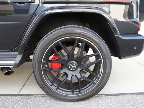Used 2020 Mercedes-Benz G 63 AMG 4MATIC w/ G Manufaktur Interior Package image 30