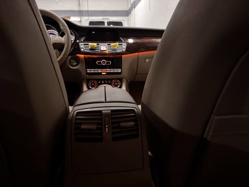 Used 2013 Mercedes-Benz CLS 550 image 22