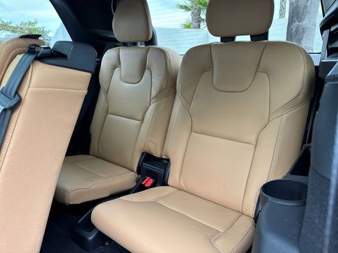 Certified 2023 Volvo XC90 B6 Ultimate image 14