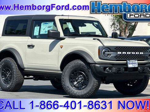 New 2026 Ford Bronco Badlands image 1