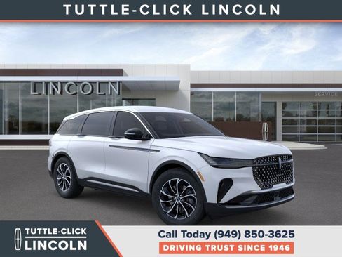 New 2026 Lincoln Nautilus Premier image 7