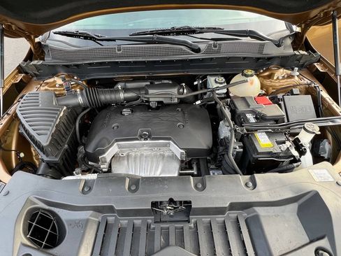 Used 2019 Chevrolet Blazer LT FWD image 35
