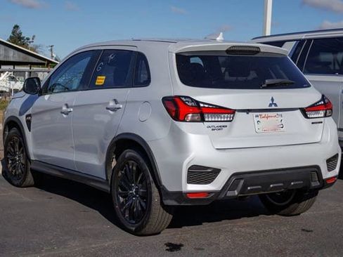 Used 2026 Mitsubishi Outlander Sport AWD image 3