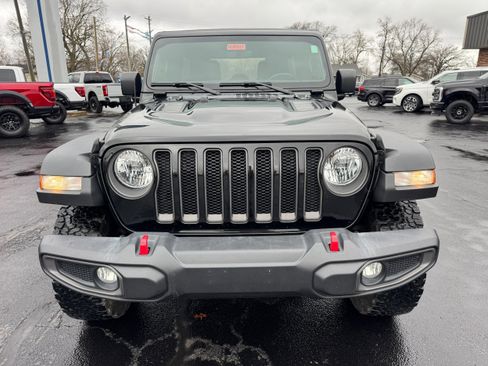 Used 2022 Jeep Wrangler Unlimited Rubicon AWD/4WD image 2