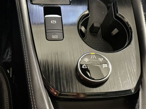 Used 2023 Nissan Rogue Platinum w/ Platinum Premium Package image 27