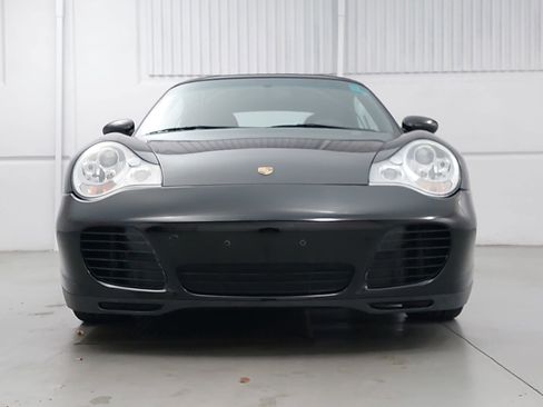 Used 2004 Porsche 911 Carrera 4S image 10