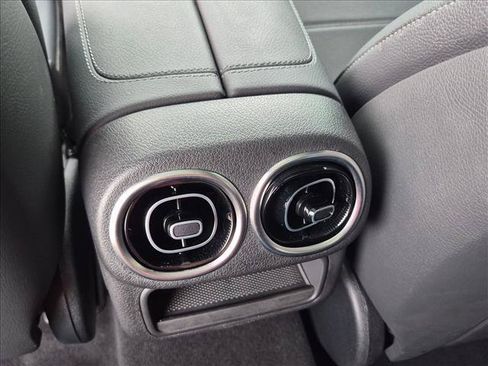 Certified 2026 Mercedes-Benz GLC 300 image 17