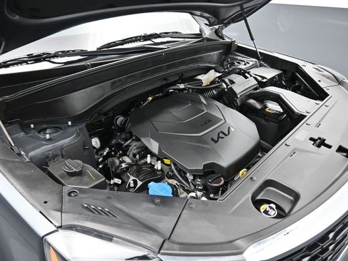 Used 2022 Kia Telluride LX image 59