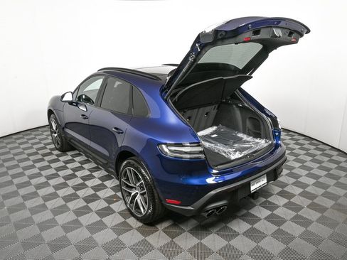 New 2025 Porsche Macan image 32