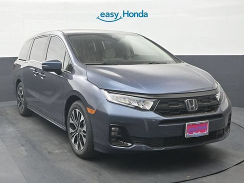 Used 2026 Honda Odyssey Elite image 2