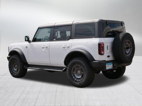 Used 2025 Ford Bronco Outer Banks w/ Sasquatch Package AWD/4WD image 5