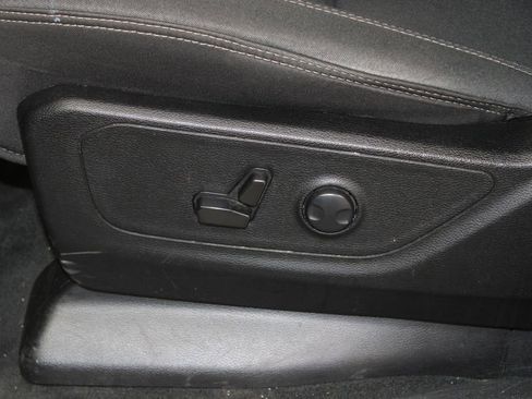 Used 2023 RAM 1500 Lone Star image 17