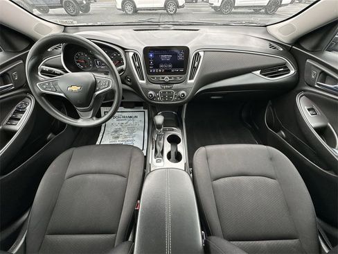 Used 2022 Chevrolet Malibu LT image 20