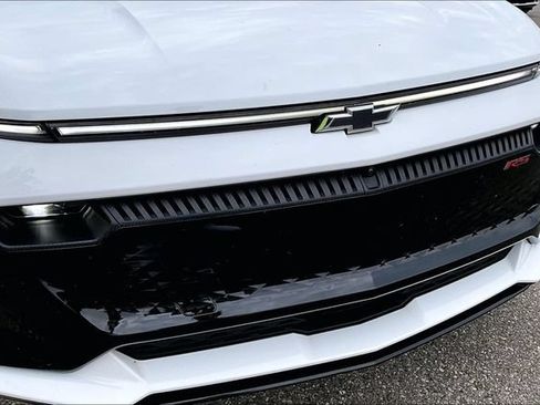Certified 2024 Chevrolet Equinox EV RS FWD image 29