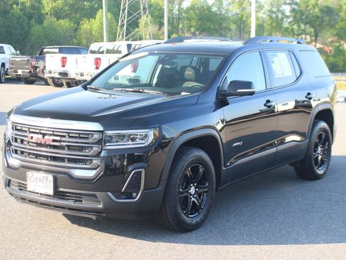 Used 2023 GMC Acadia AT4 AWD/4WD image 3