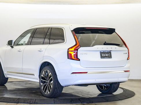 New 2026 Volvo XC90 B6 Plus w/ Protection Package AWD/4WD image 2