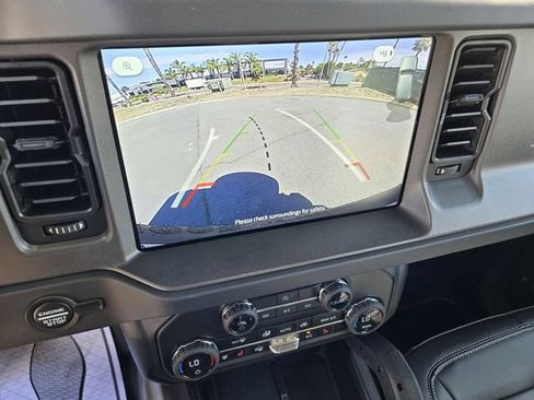 New 2026 Ford Bronco Badlands w/ Sasquatch Package AWD/4WD image 10