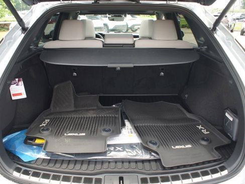 Used 2026 Lexus RX 350h AWD/4WD image 17