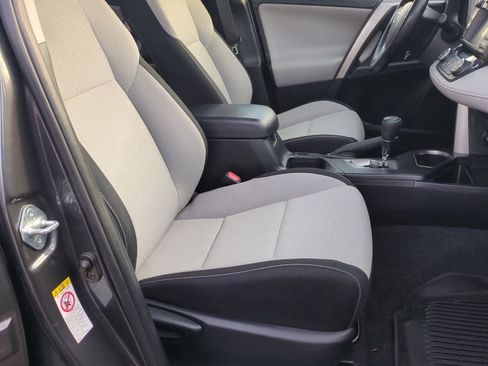 Used 2018 Toyota RAV4 XLE image 22