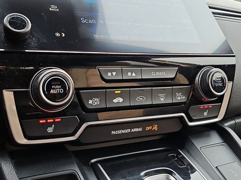 Used 2020 Honda CR-V EX-L image 17