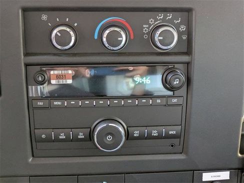 New 2025 Chevrolet Express 3500 w/ Power Convenience Package image 17