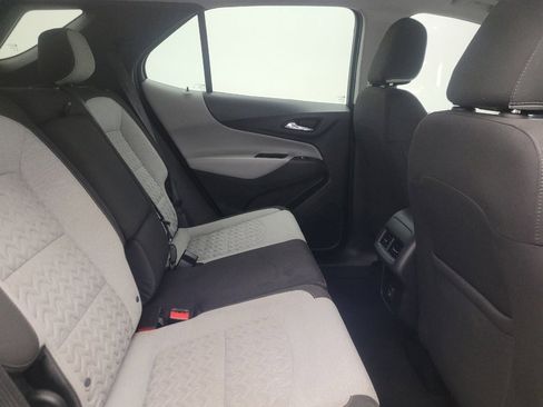 Used 2023 Chevrolet Equinox LS w/ LS Convenience Package FWD image 19