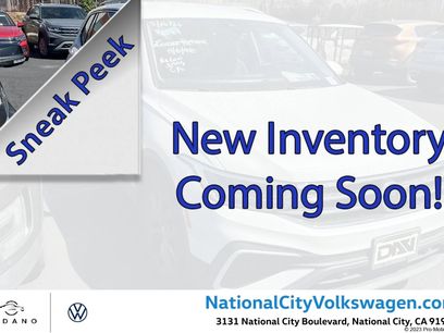 Used 2023 Volkswagen Tiguan SE