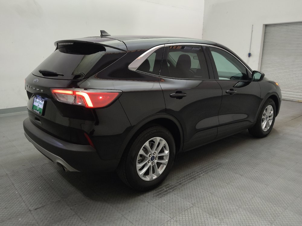 Used 2022 Ford Escape SE FWD image 9